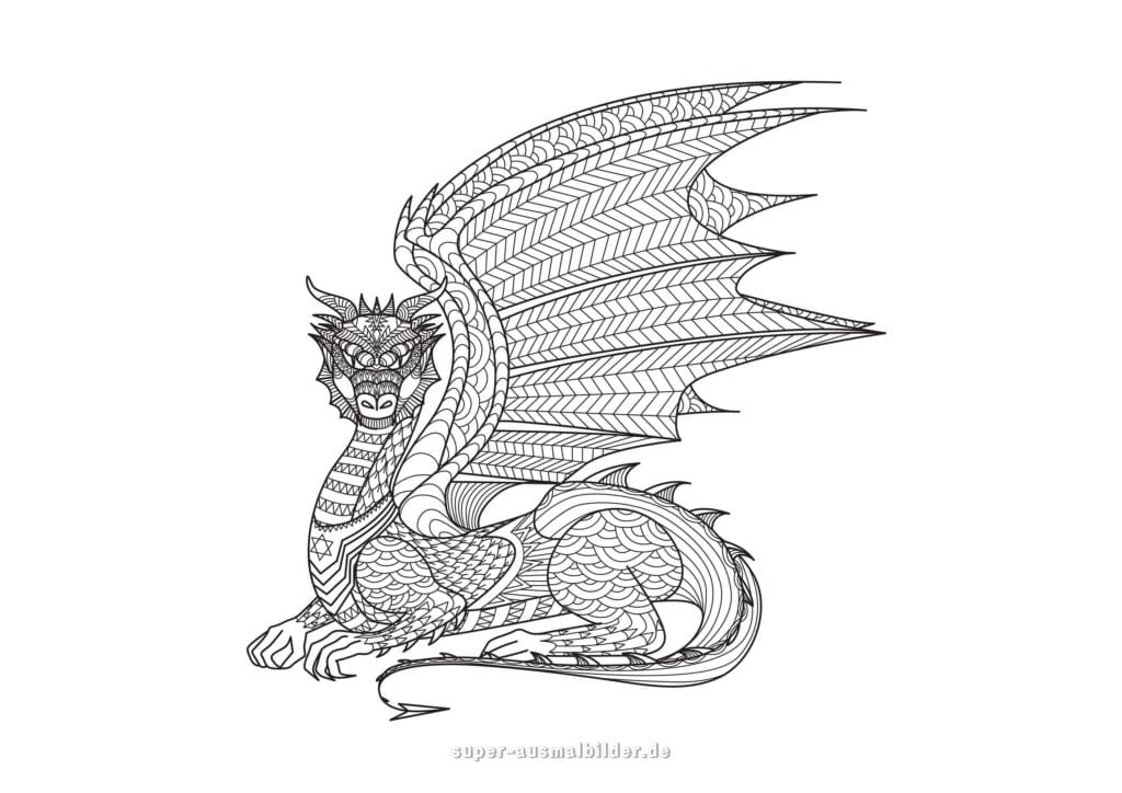 Drachen Ausmalbild – Majestätischer Drache mit großen Flügeln und dekorativen Mustern, kostenlose Malvorlage für Kinder und Erwachsene